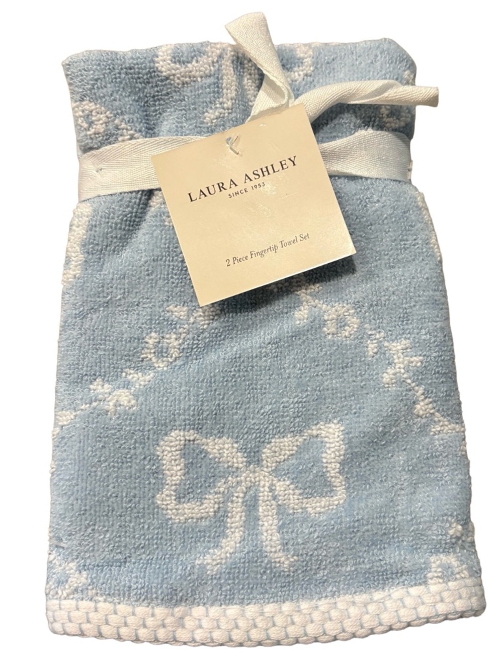 LAURA ASHLEY NWT 2pc fingertip towel set -blue/white bows